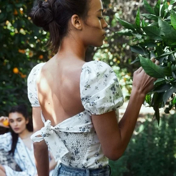 Reformation Casterly Linen Puff Sleeve Tie Back Top Madeline Floral Print Size 4 - Picture 3 of 8